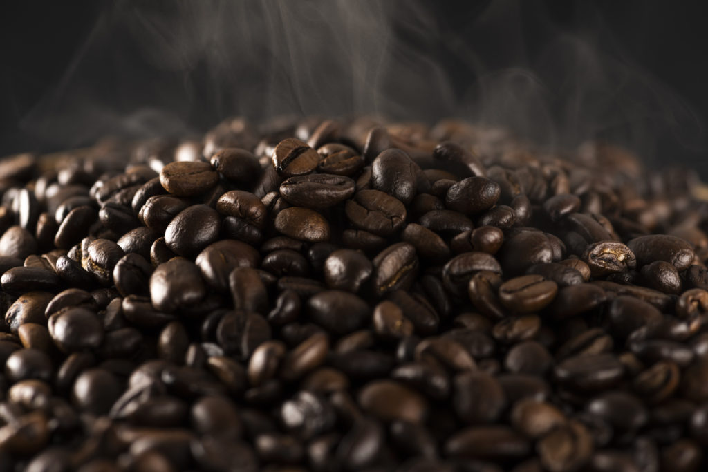 生豆からコーヒー豆ができる！味わいは焙煎で決まる？